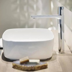 Zen Tina freestanding de hormigón