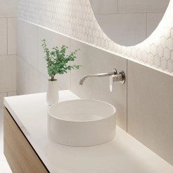 Zen Tina freestanding de hormigón