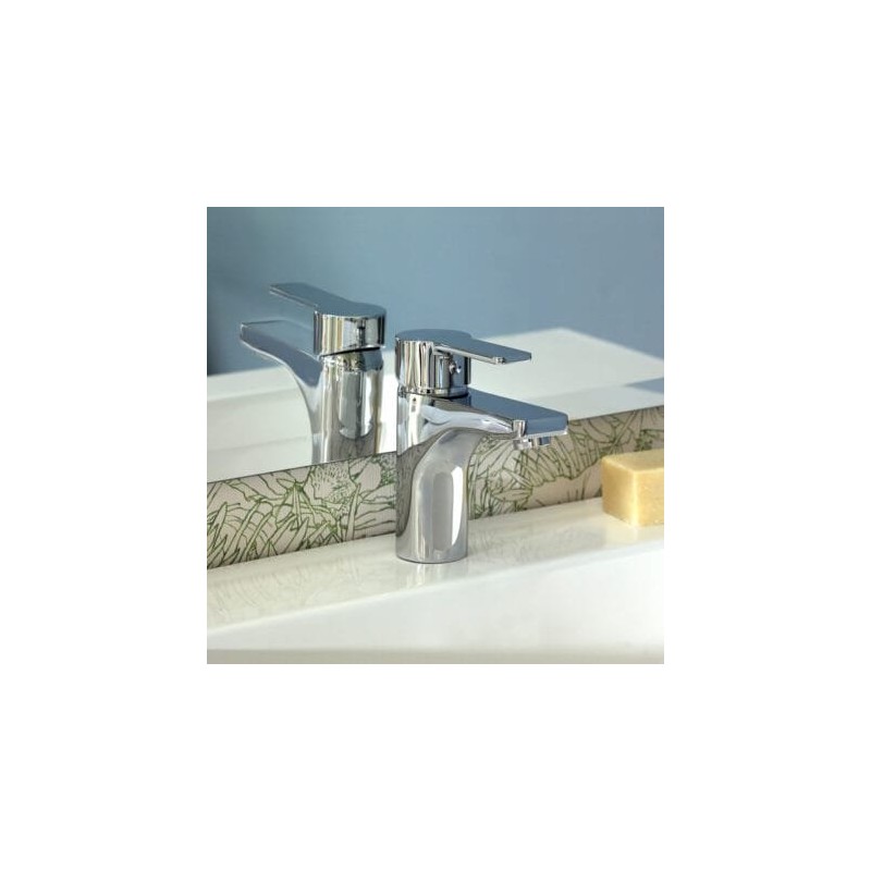 Rociador de ducha 242 x 242 mm Cromo